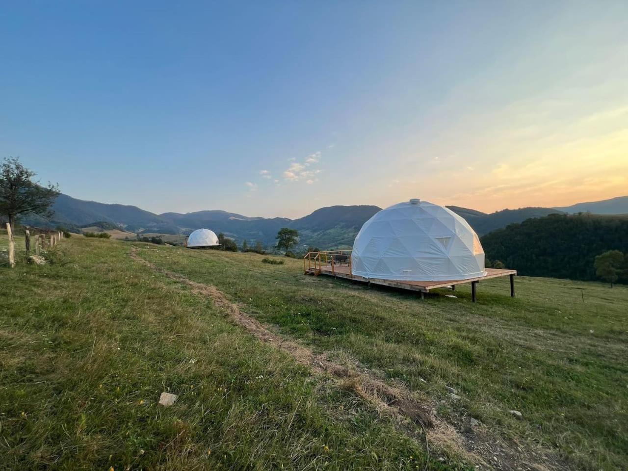 Tranquil Dome - Manta'S Retreat Glamping Cornereva Hotel Exterior photo